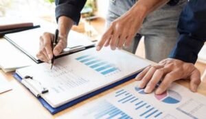 مراجعة جدول بيانات المستثمر