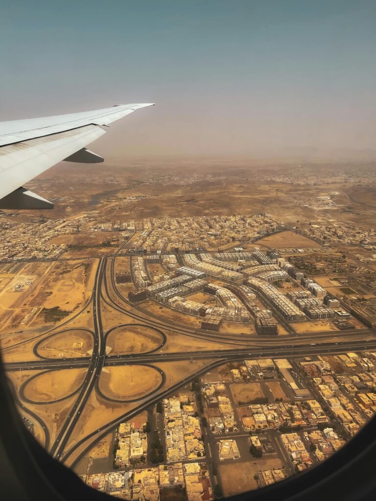 تطوير البنية التحتية ورفع قيمة الاستثمار العقاري