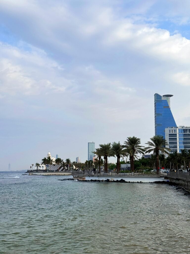 تطوير الأحياء وارتفاع قيمة العقارات